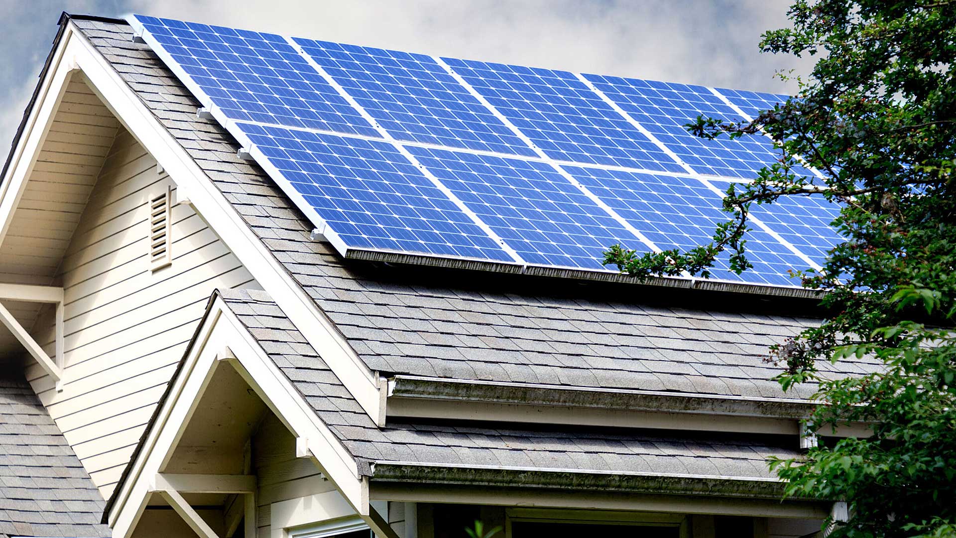 Drew Roofing, St. Petersburg, Solar shingles are better for your roof than solar panels.